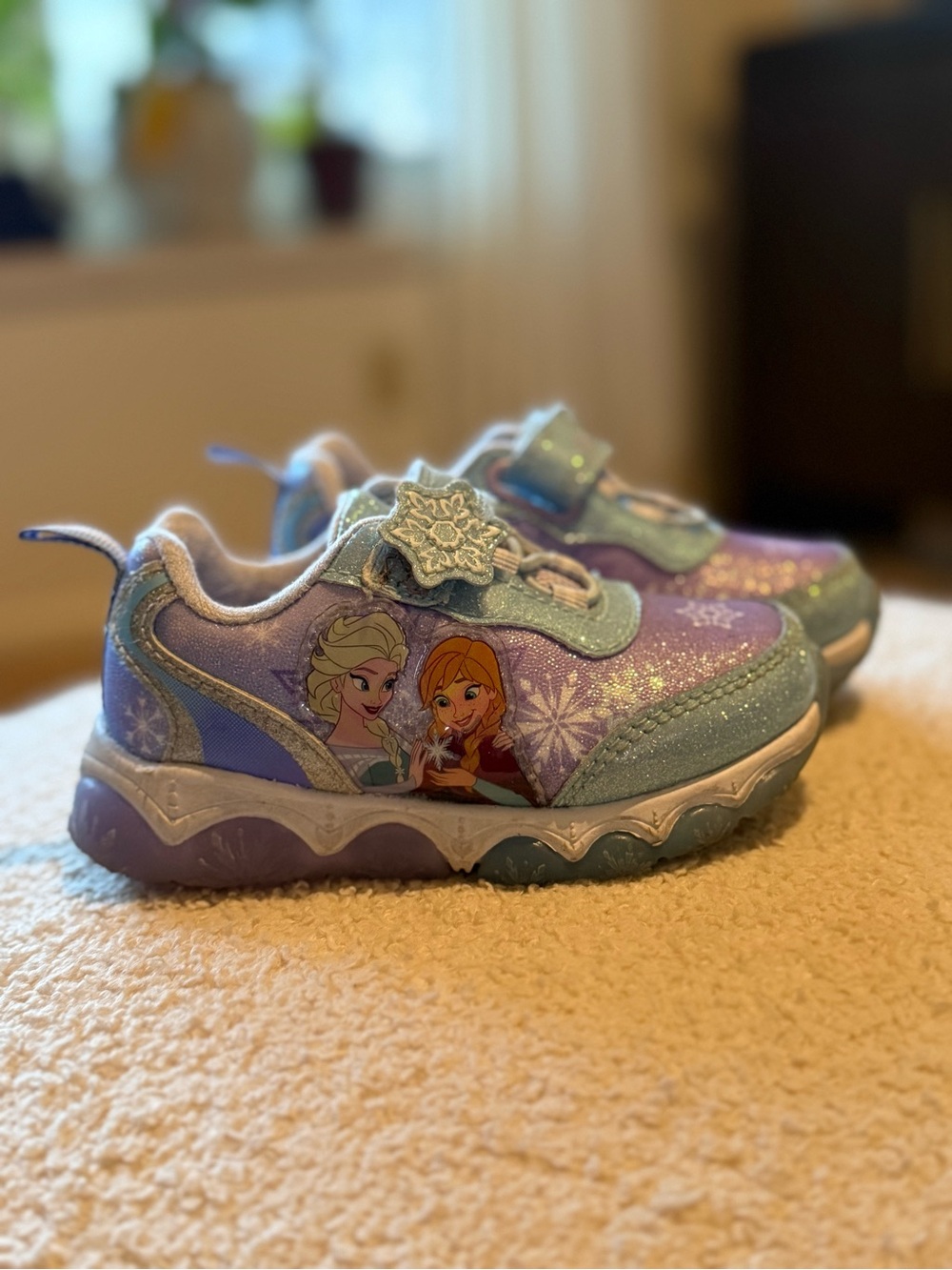 Disney Frozen Light-Up Sneakers in Purple and Blue